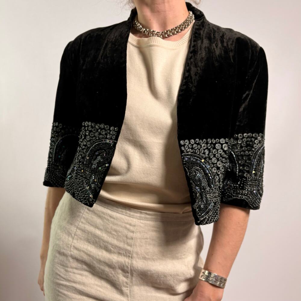 Vintage Black Velvet Cropped Jacket - Fits Small